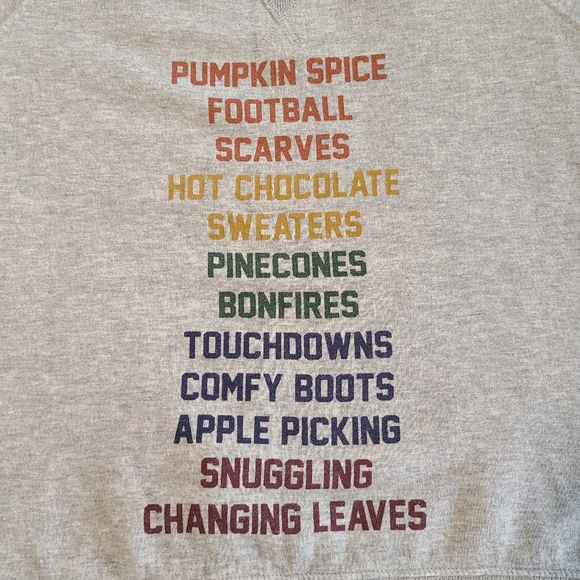 Messy Bun Just Chillin Fall Gray Crewneck Sweatshirt Women's Size Small - Picture 2 of 8